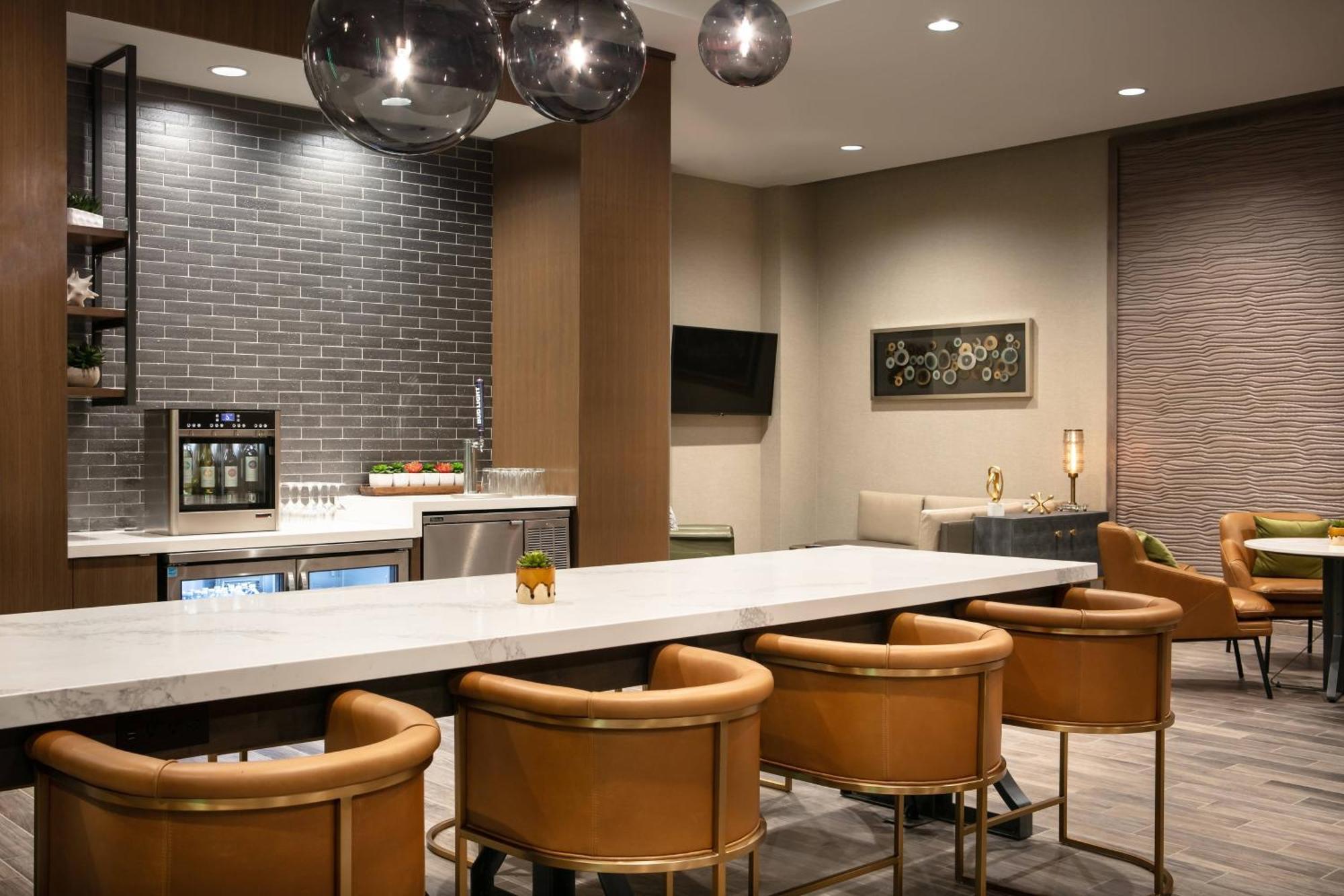 Hotel Marriott 3*